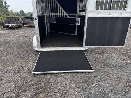 New 2026 Bar-M Trailers SS-20-W Horse Trailer