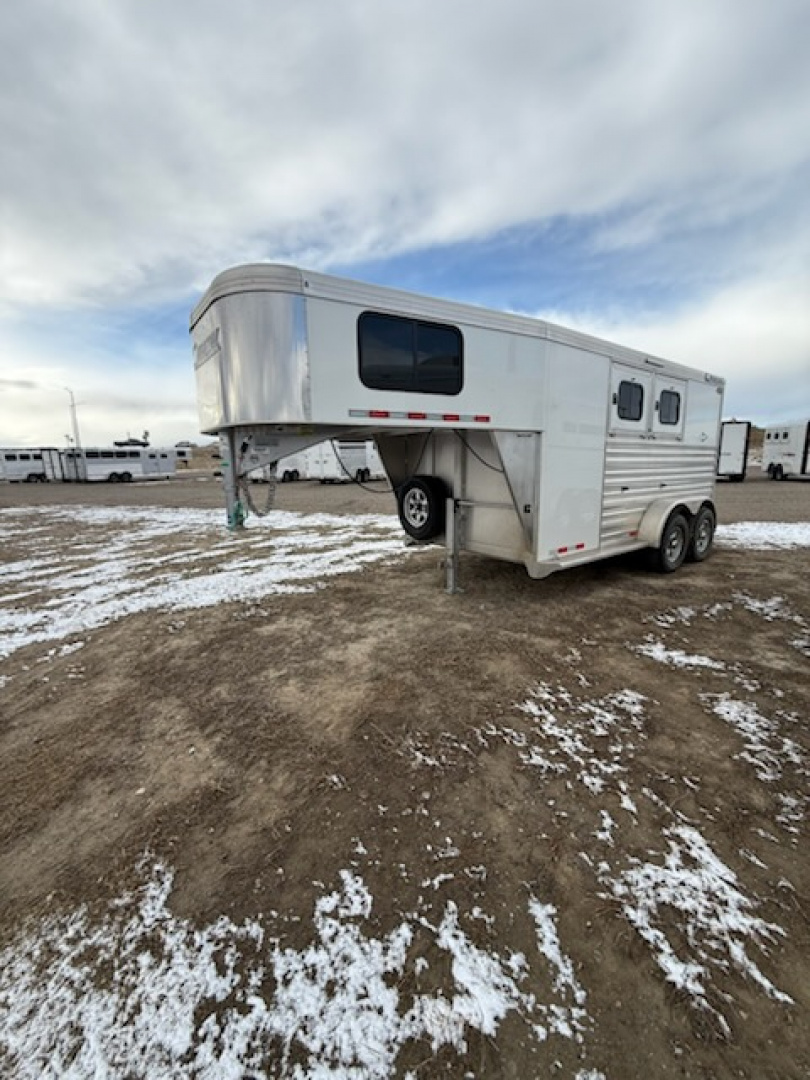 Used 2023 Cimarron Trailers 2H GN Horse Trailer
