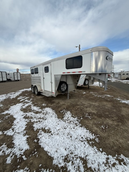 Used 2023 Cimarron Trailers 2H GN Horse Trailer