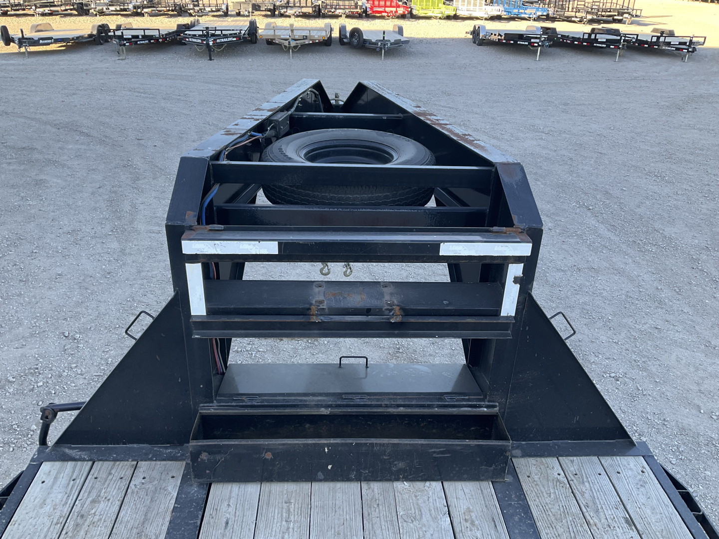 Used 2022 Load Trail 102"x32' Hydraulic Dovetail Flatbed