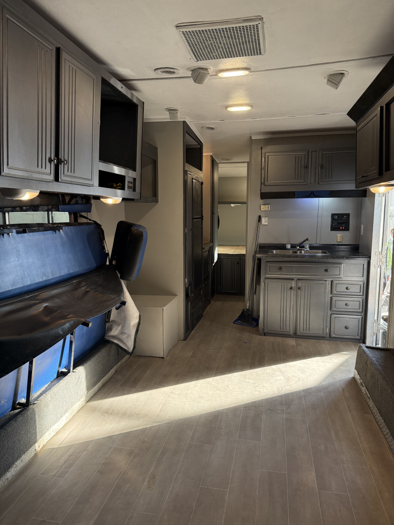 Used 2007 Coachmen Adrenaline Travel Trailer