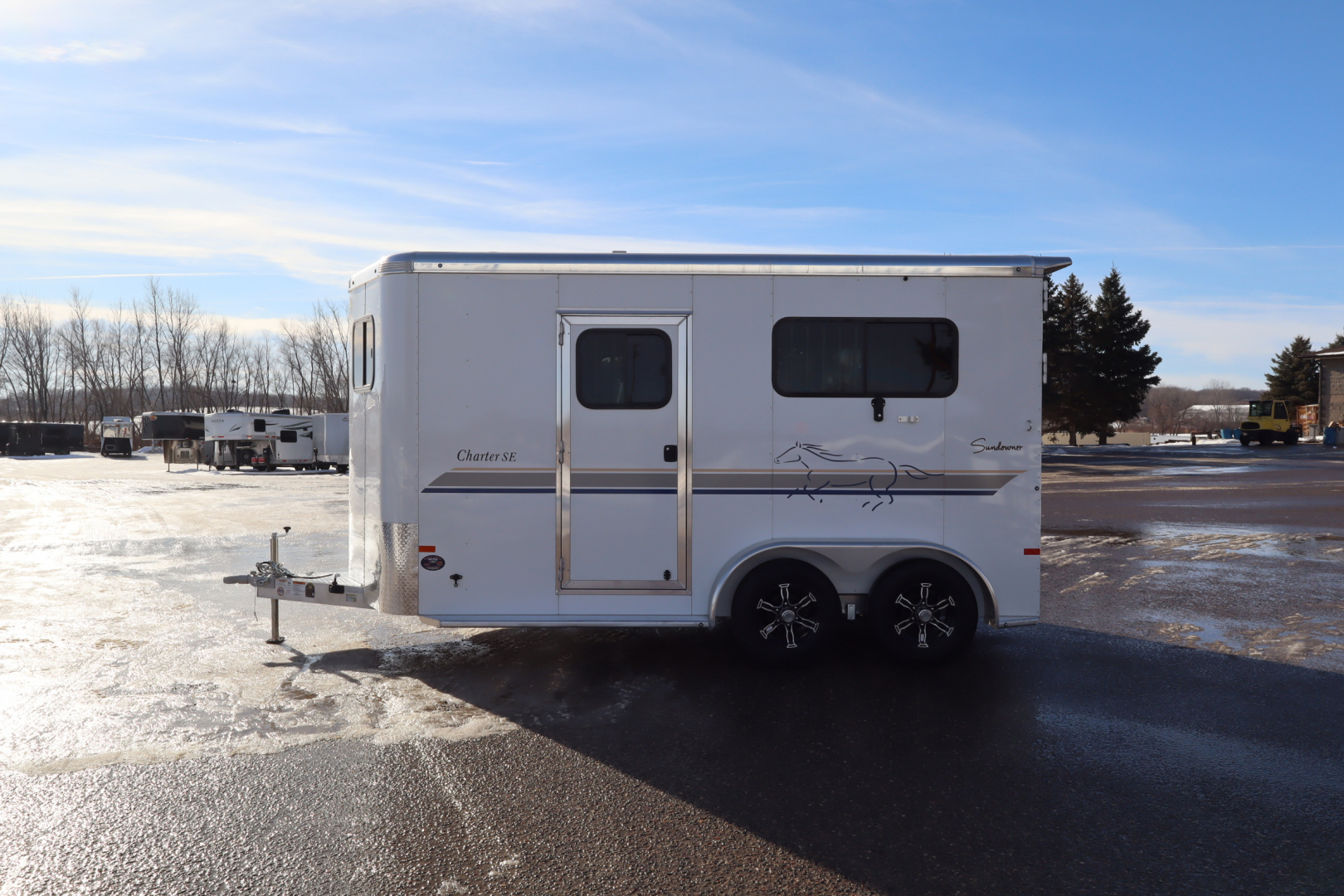 New 2026 Sundowner 2 Hrs Charter BP Horse Trailer