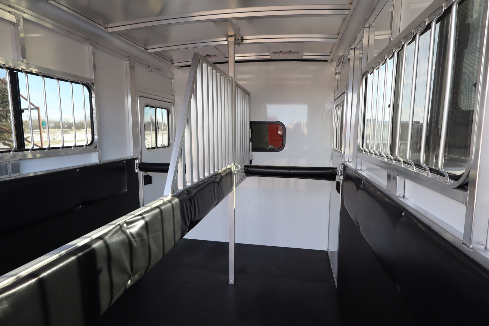 New 2026 Sundowner 2 Hrs Charter BP Horse Trailer