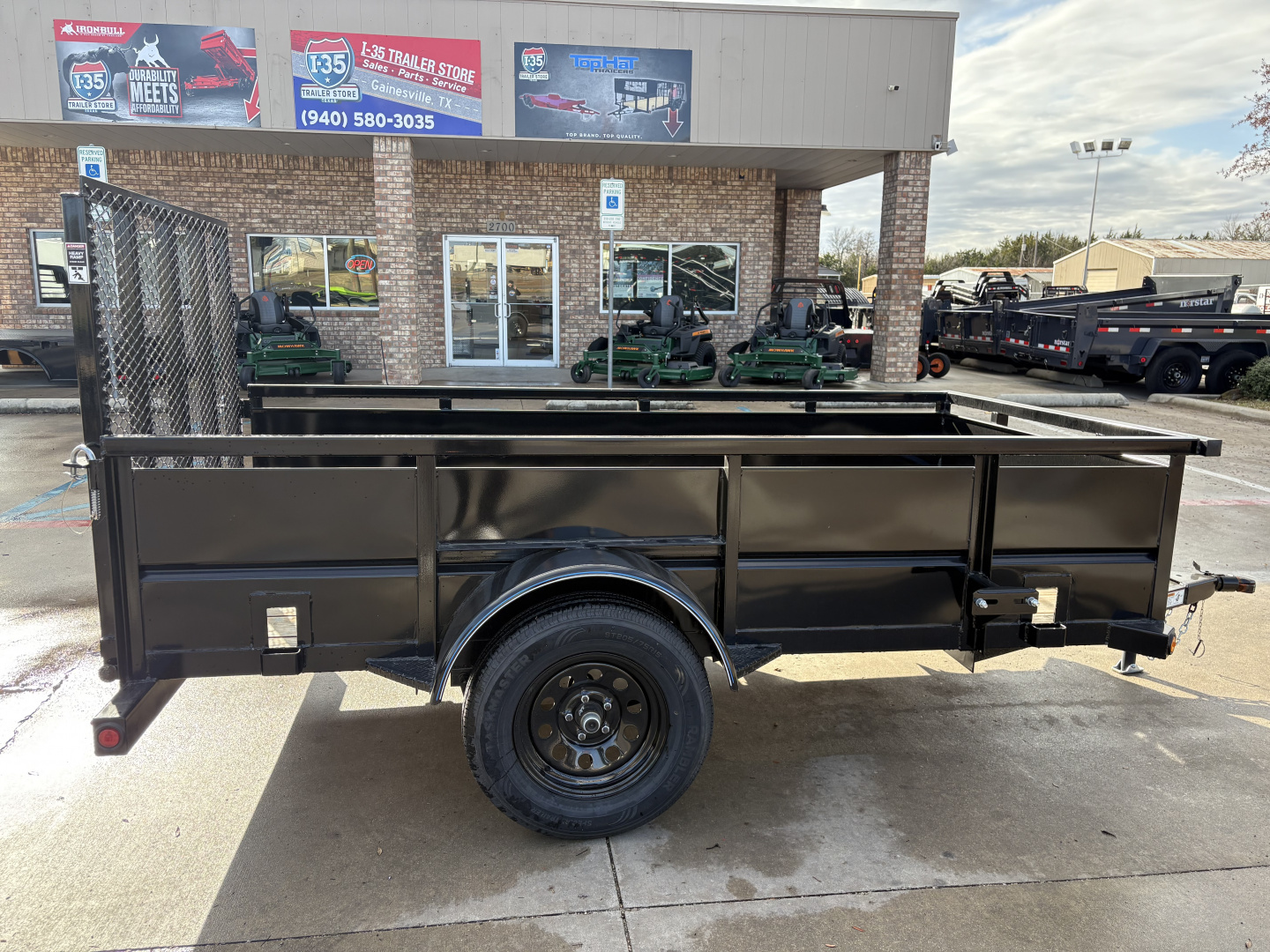 New 2025 Top Hat Trailers MRA 10X60 Landscape Trailer