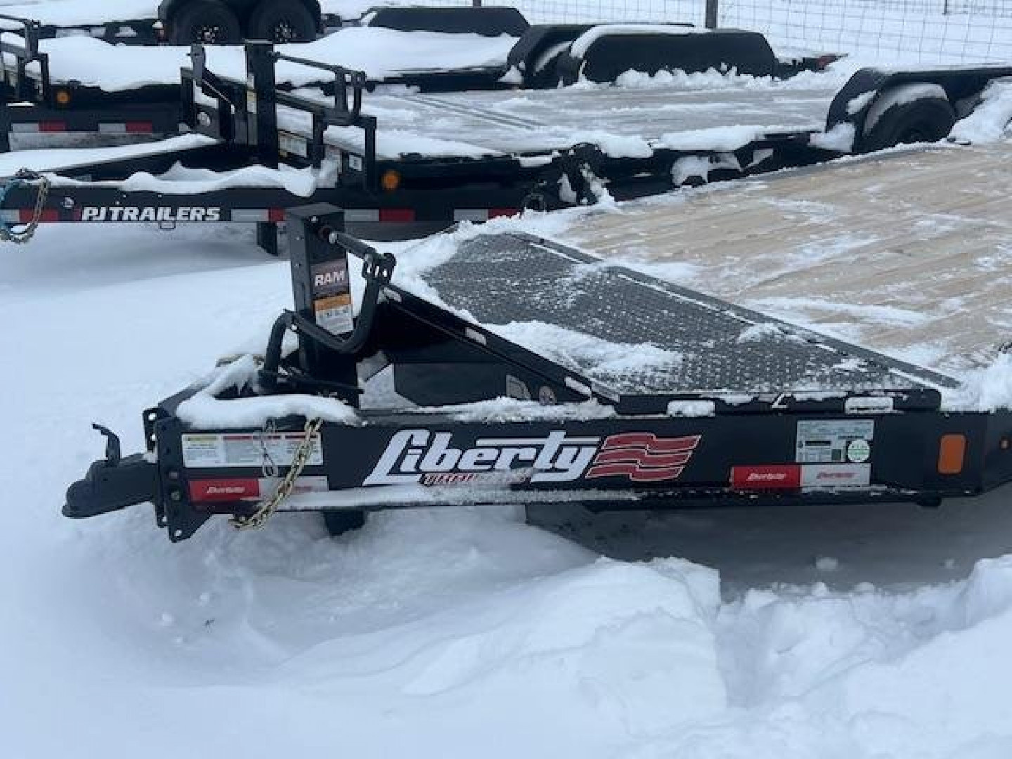 New 2026 Liberty 83”x19'+3’ 15.4K EQUIPMENT TRAILER W/ KNEE RAMPS Equipment Trailer