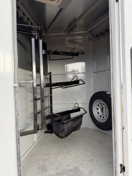 New 2026 Trails West 3 Horse Adventure