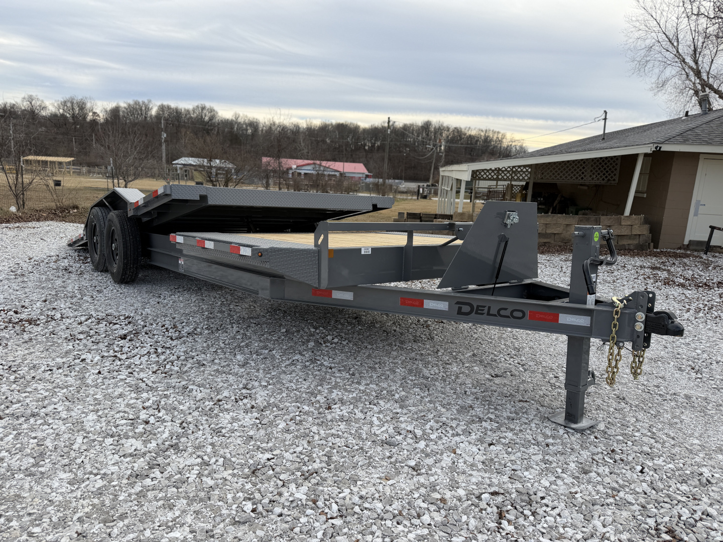 New DELCO 102"X 22' TILT TRAILER DRIVER OVER FENDERS W/ 14PLY Tilt Trailer