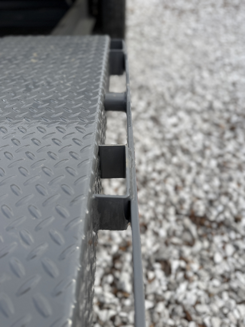 New DELCO 102"X 22' TILT TRAILER DRIVER OVER FENDERS W/ 14PLY Tilt Trailer