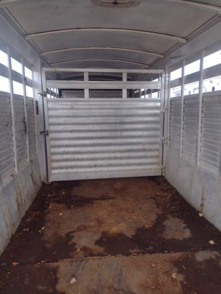 Used 2003 Trails West 20' Stock