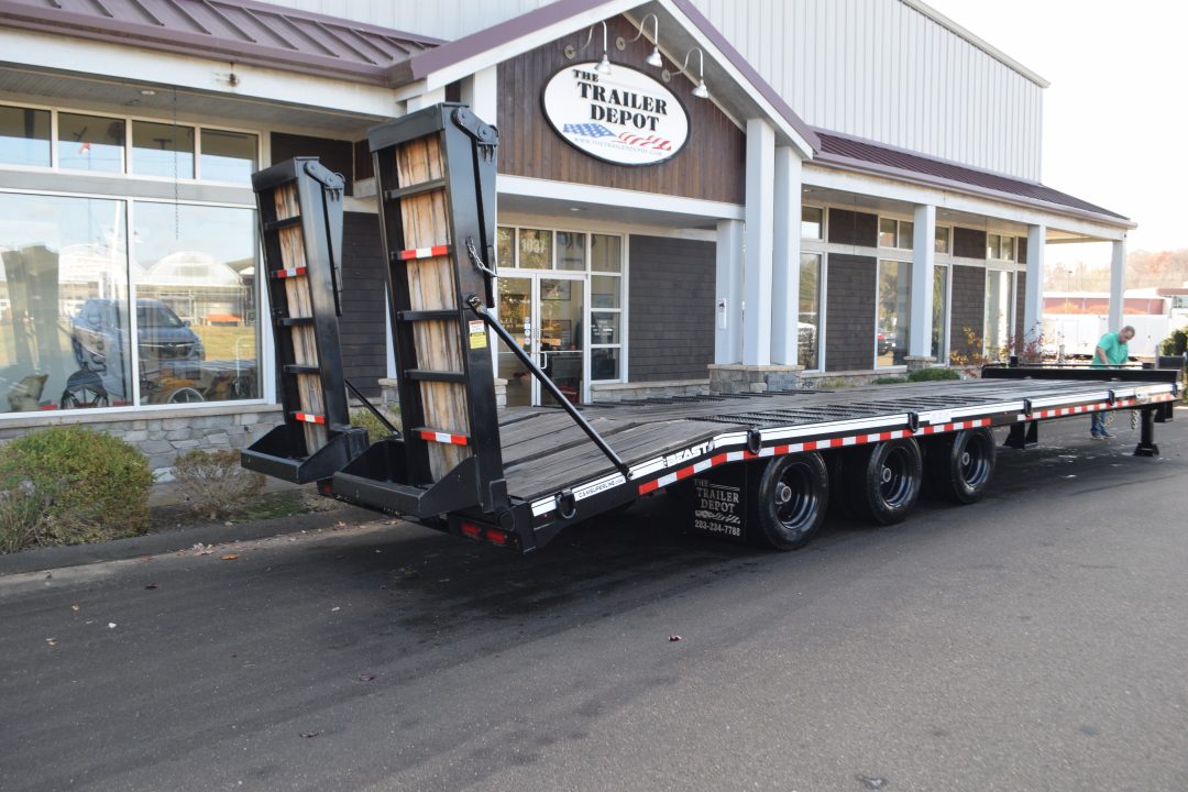 New CAM Superline 8'6" x 32' Heavy Duty Beast Deckover 65K