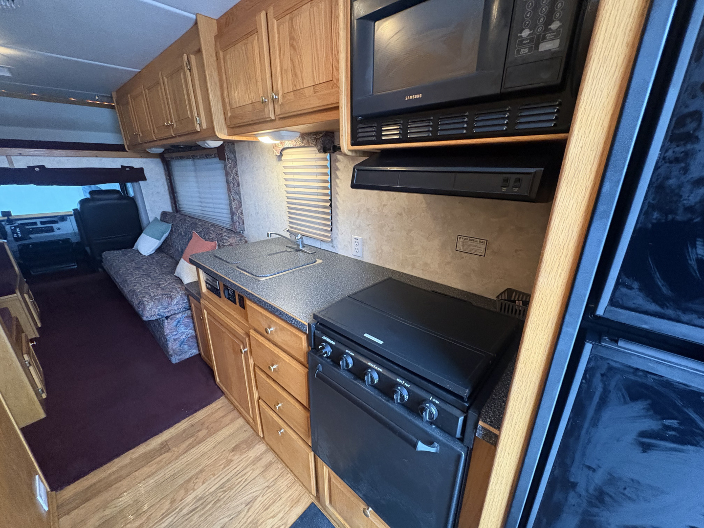 New 2001 Renegade 16' Toterhome