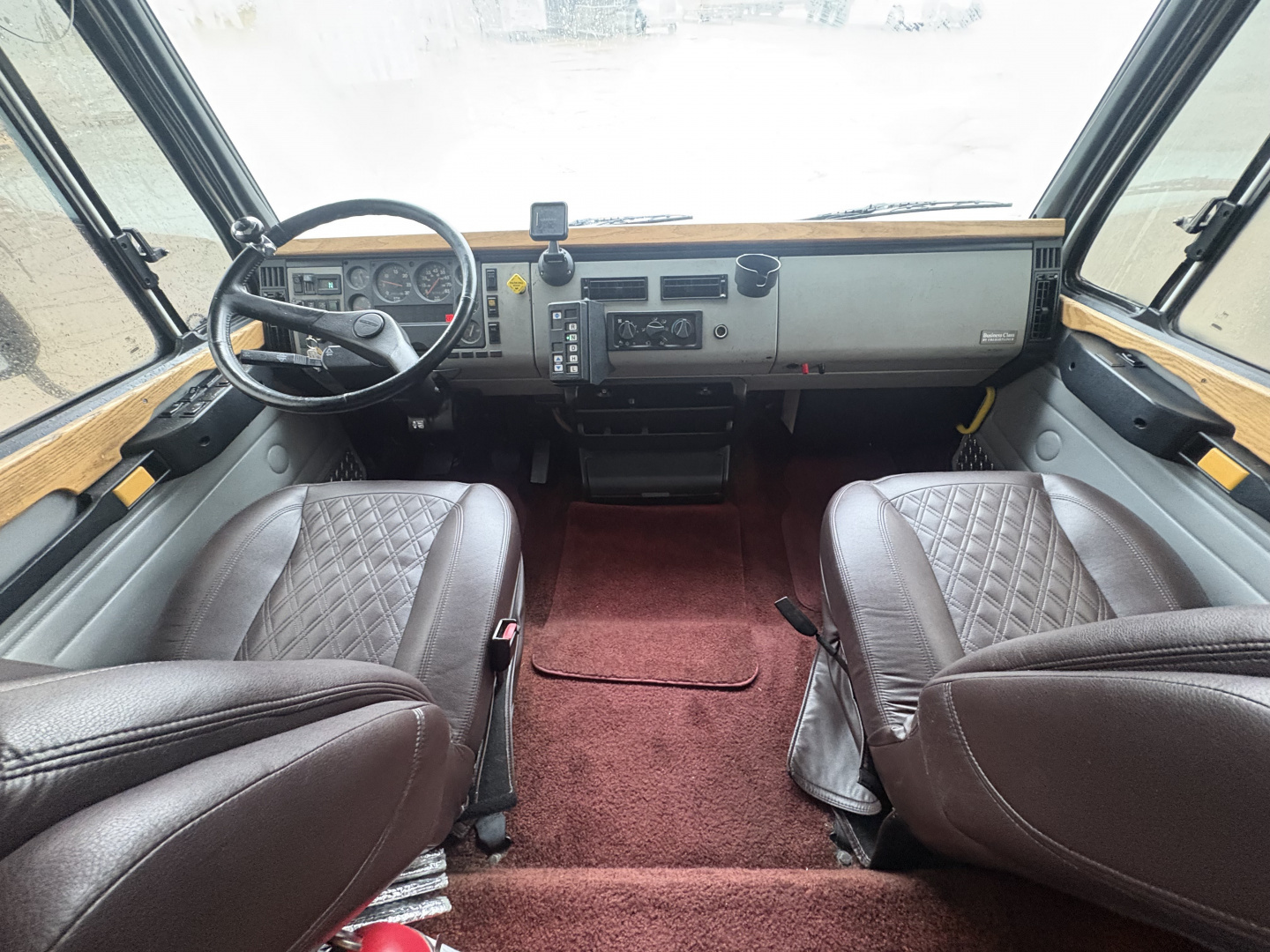 New 2001 Renegade 16' Toterhome