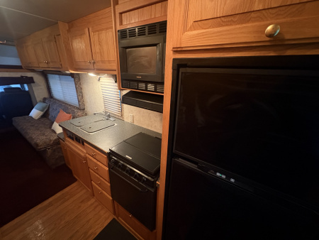 New 2001 Renegade 16' Toterhome