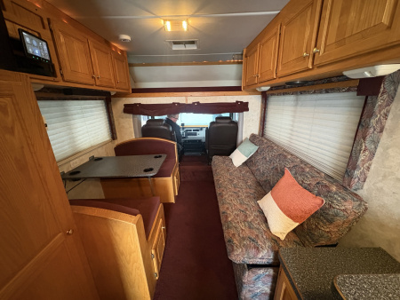 New 2001 Renegade 16' Toterhome