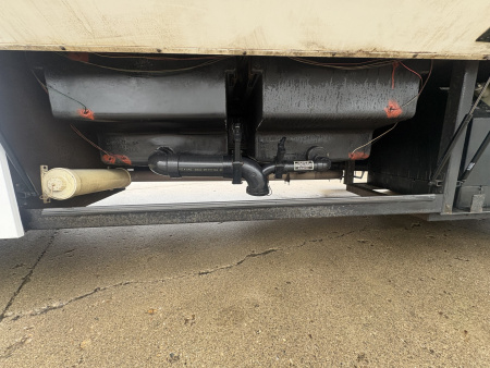 New 2001 Renegade 16' Toterhome