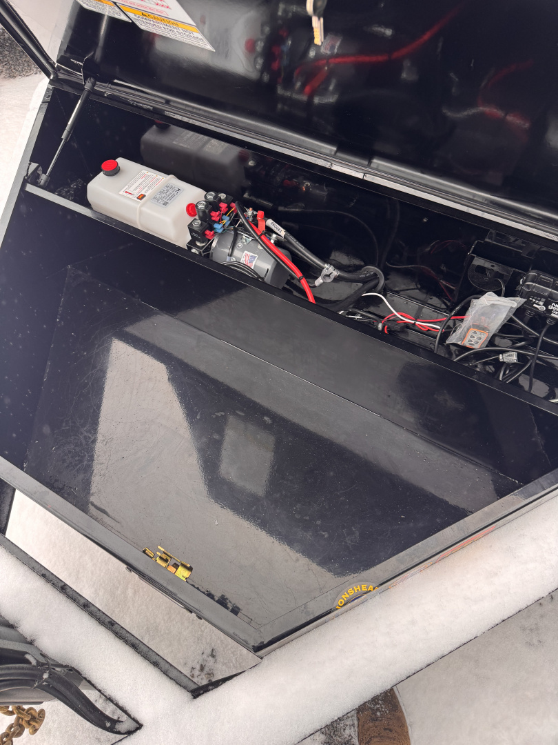 New 2026 MAXX-D DJX8316 Dump Trailer