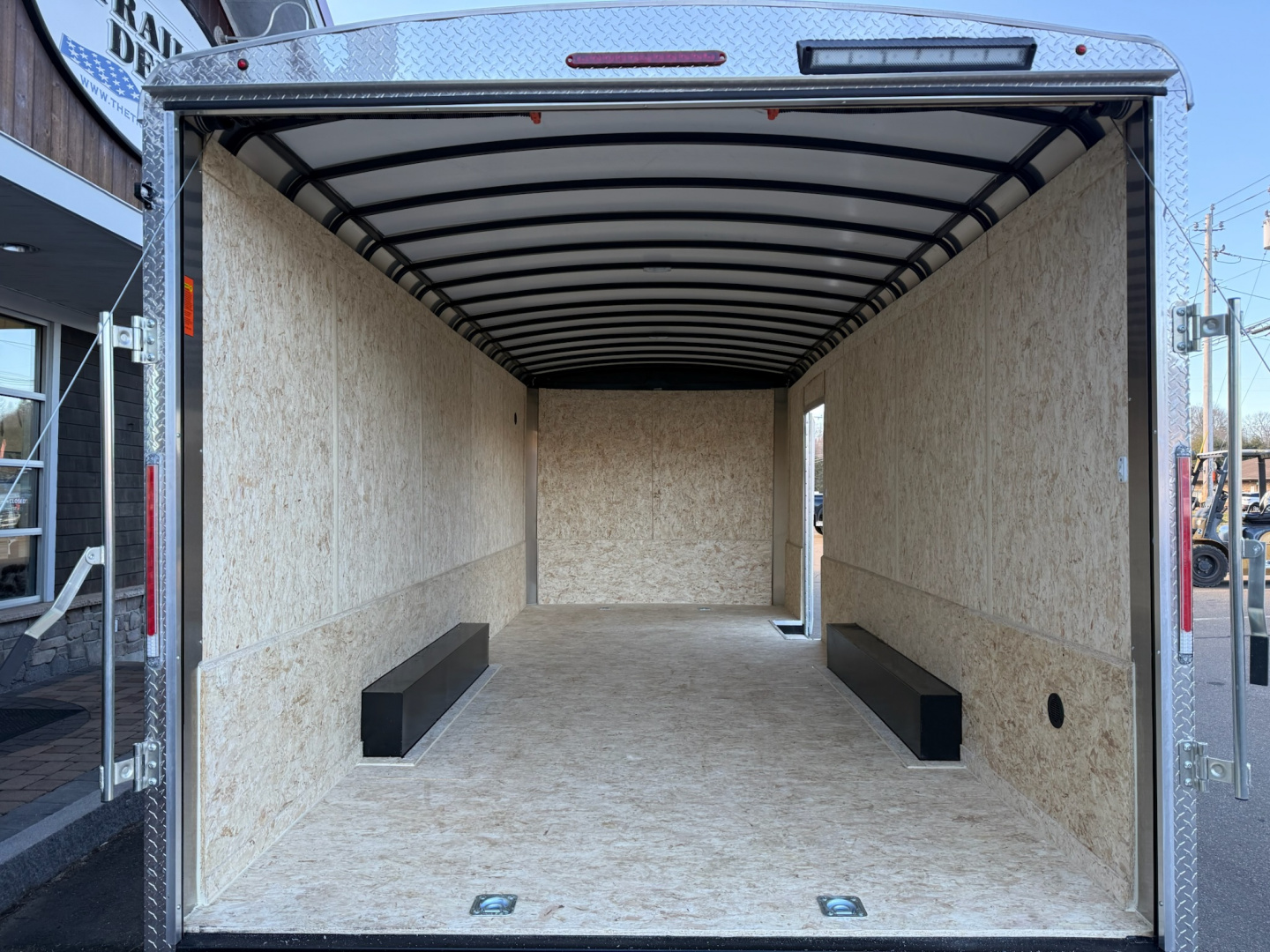 New Pace American 8'6" x 20' Enclosed Landscape Trailer 9.9K