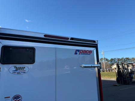 New PACE AMERICAN 5′ X 8′ + V-NOSE ENCLOSED CARGO TRAILER WITH CARGO DOOR 2.9K