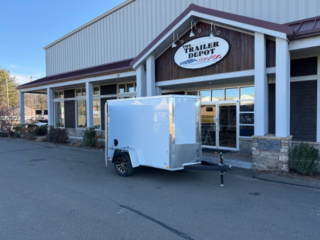 New PACE AMERICAN 5′ X 8′ + V-NOSE ENCLOSED CARGO TRAILER WITH CARGO DOOR 2.9K