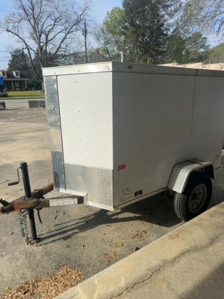 New 4x6 Rock Solid Enclosed