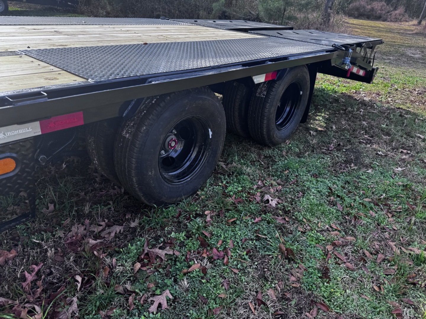 New 2026 Iron Bull FLG 102"X25', 2-10K AXLES Deckover Trailer