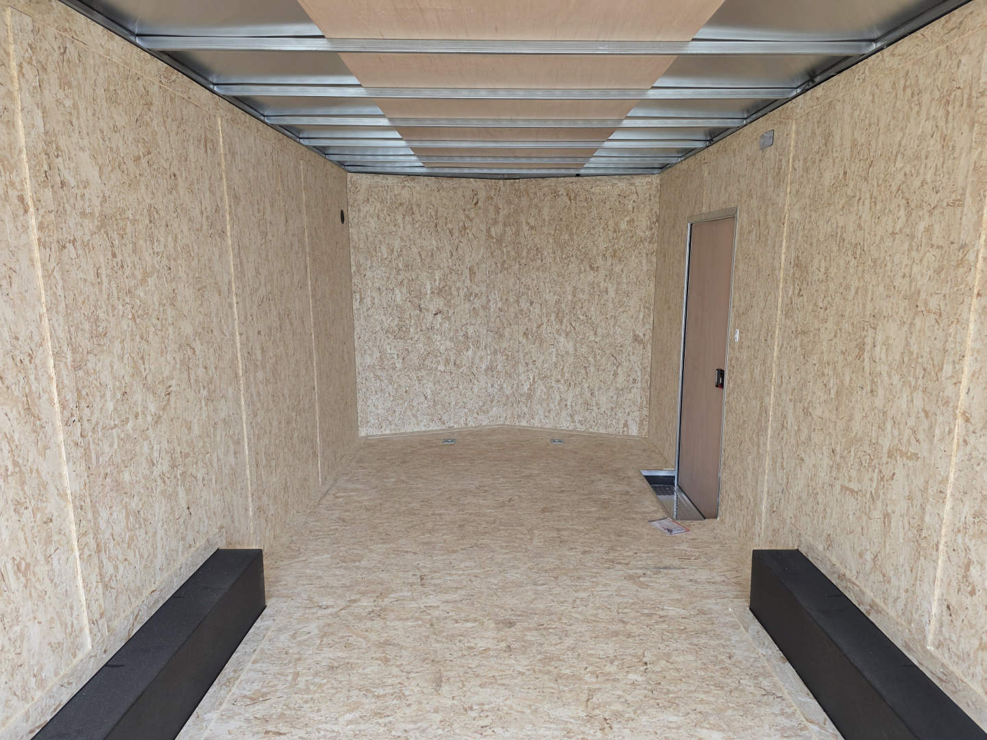 New 2026 Formula Trailers 8.5X20 10K GVWR 080 SCREWLESS EXTERIOR 7' INSIDE ALUMINUM WHEELS UTV SXS CAR Cargo / Enclosed Trailer