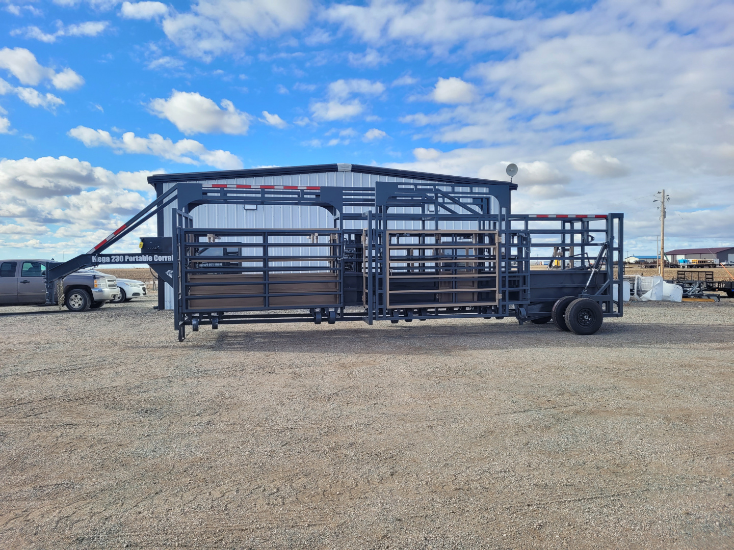 New 2026 DY-Klass Mega 230 Gooseneck Portable Corral