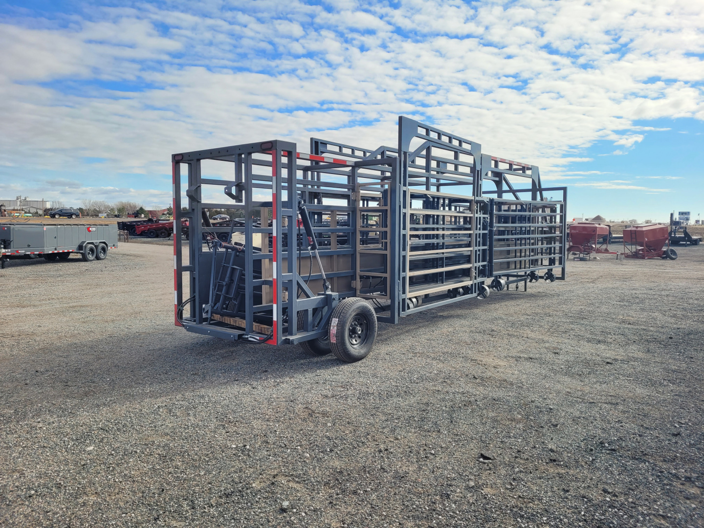 New 2026 DY-Klass Mega 230 Gooseneck Portable Corral