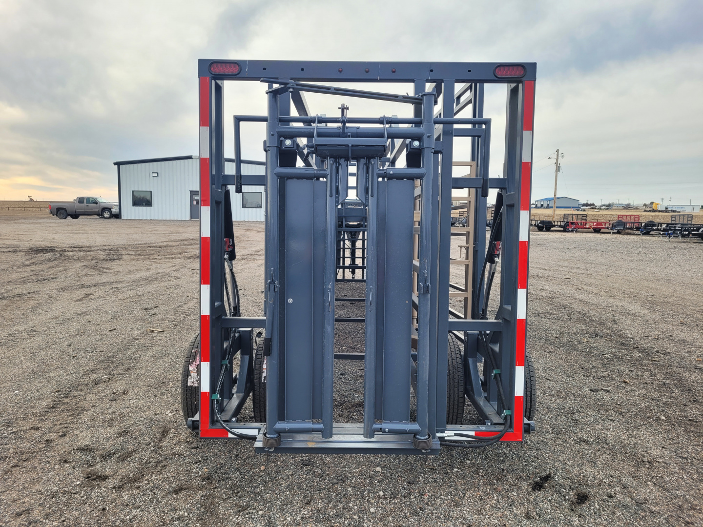 New 2026 DY-Klass Mega 230 Gooseneck Portable Corral