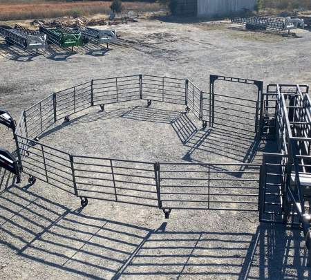 New 2026 DY-Klass Mega 230 Gooseneck Portable Corral