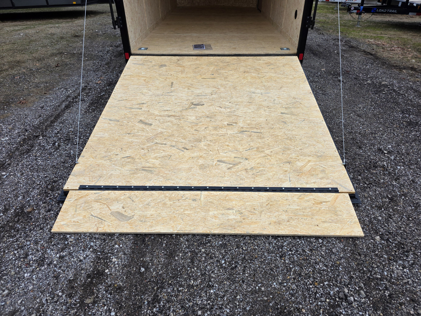 New 2026 Look Trailers 7x16 7' INSIDE 080 SCREWLESS BLACKOUT DRINGS ALUM WHEELS SXS UTV GOLFCART Cargo / Enclosed Trailer
