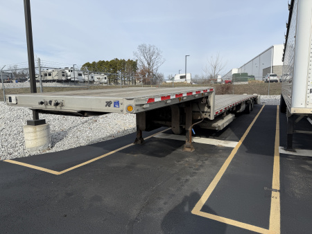 Used 2017 Reitnouer 53' Drop Deck Trailer w/ Ramp Kit