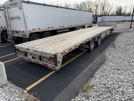 Used 2017 Reitnouer 53' Drop Deck Trailer w/ Ramp Kit