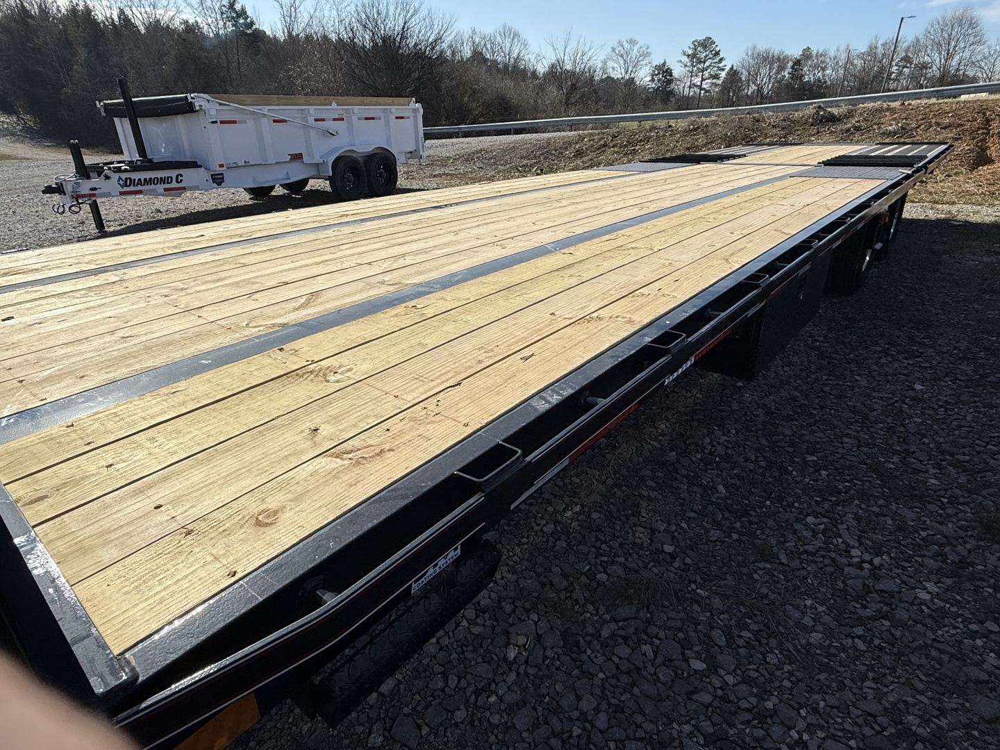 New 2026 Diamond C FMAX 210 Flatbed 32’ TRAILER, HYD DOVETAIL, ALUMINUM OUTER WHEELS, 14PLY TIRES
