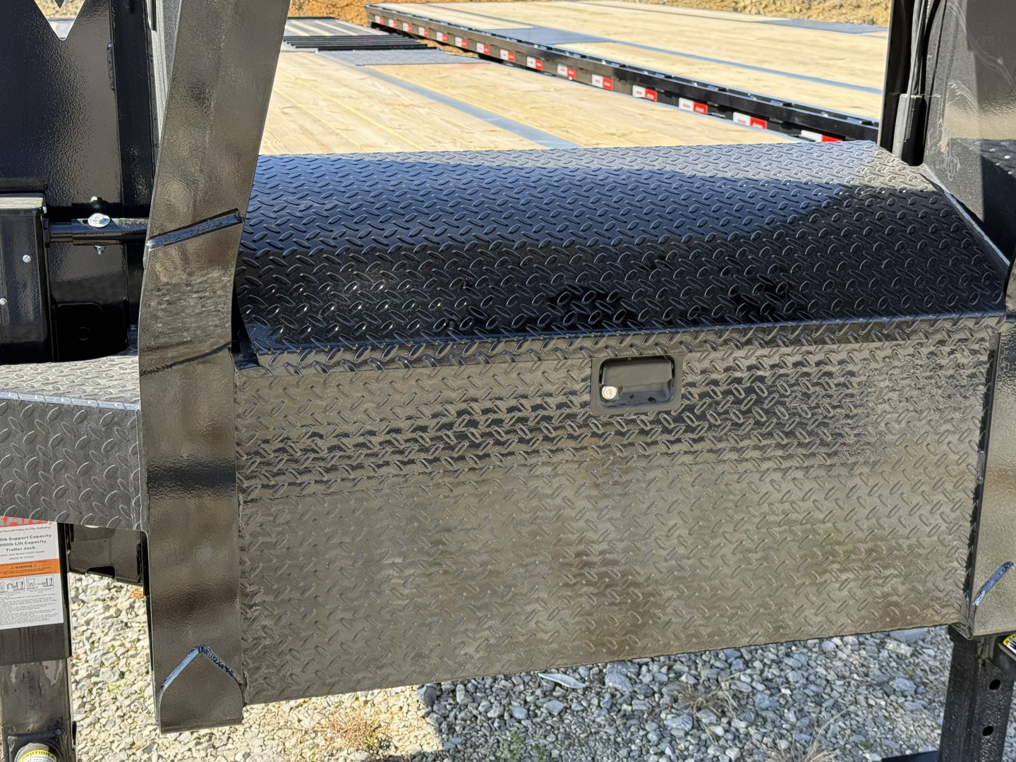 New 2026 Diamond C FMAX 210 Flatbed 32’ TRAILER, HYD DOVETAIL, ALUMINUM OUTER WHEELS, 14PLY TIRES