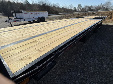 New 2026 Diamond C FMAX 210 Flatbed 32’ TRAILER, HYD DOVETAIL, ALUMINUM OUTER WHEELS, 14PLY TIRES