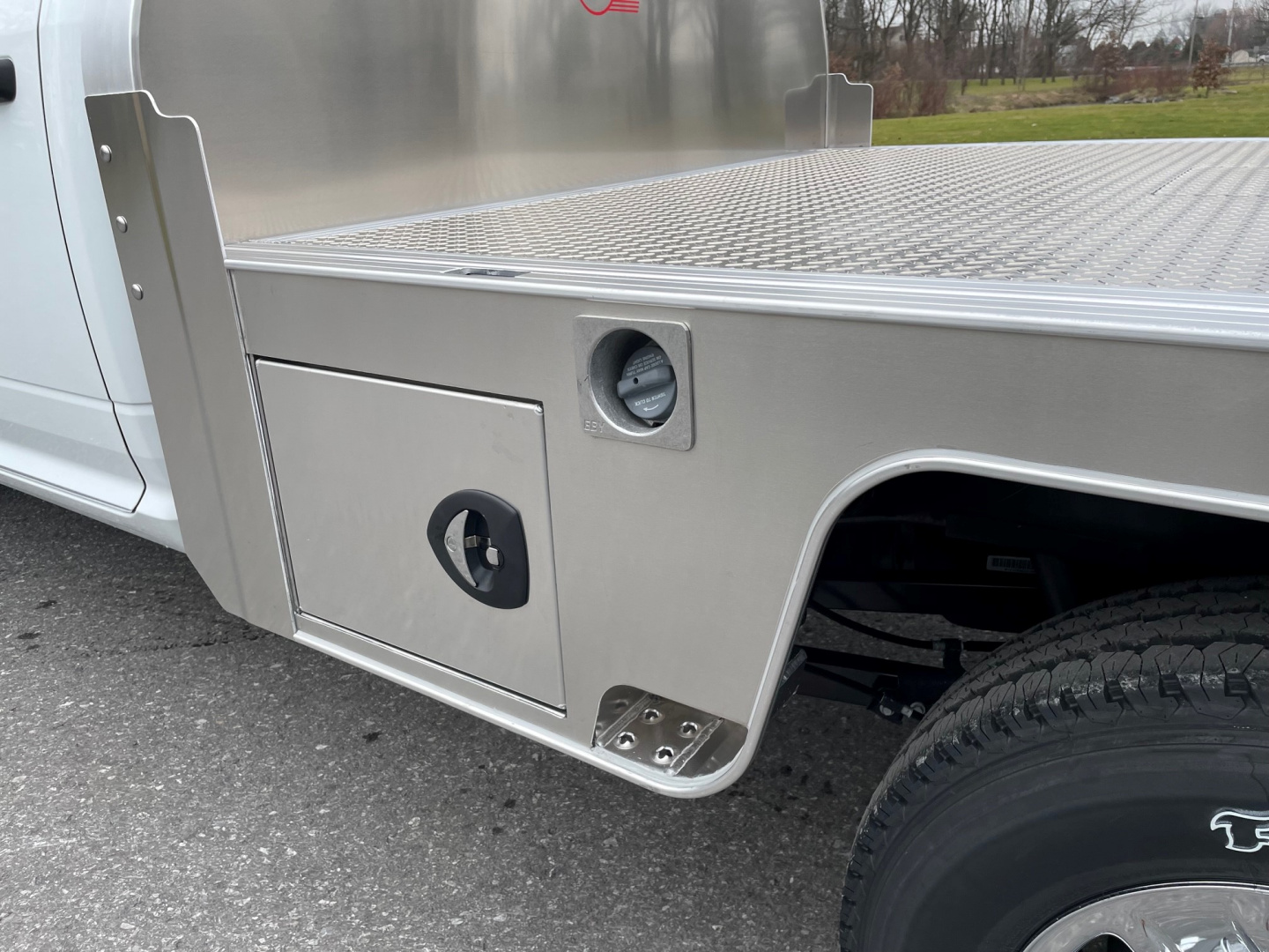 New EBY Trailers Free Country Skirted Flatbed Truck Bed
