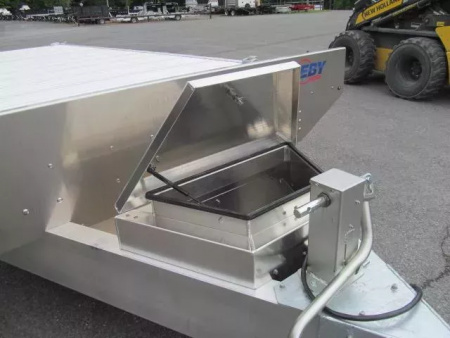 New Eby Tradesman 24 Ft Aluminum Flatbed Deckover Equipment Trailer