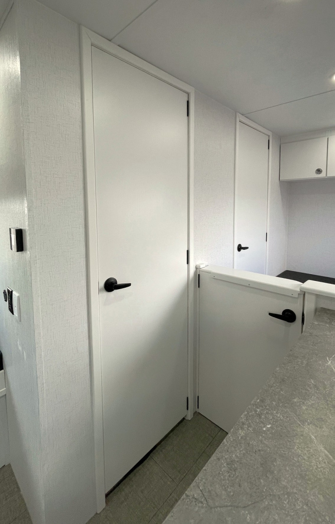 New 20' Office w/ BATH Office Trailer