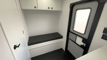 New 20' Office w/ BATH Office Trailer