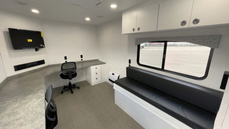 New 20' Office w/ BATH Office Trailer