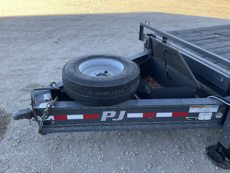 Used 2018 PJ 102"x24' BP Deckover Tilt- T9