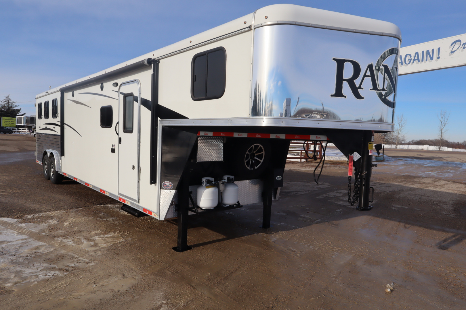 Used 2018 Bison Trailers Ranger Horse Trailer