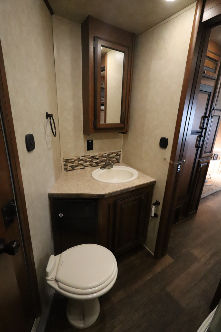 Used 2018 Bison Trailers Ranger Horse Trailer