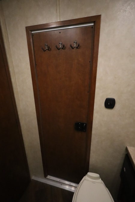 Used 2018 Bison Trailers Ranger Horse Trailer