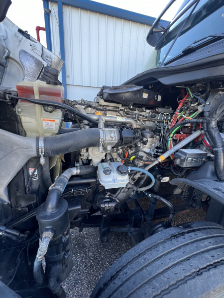 Used 2018 Renegade XL 45’ Tandem Axle Motorcoach