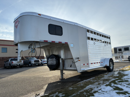 Used 2015 Hart Trailer Short Go Horse Trailer