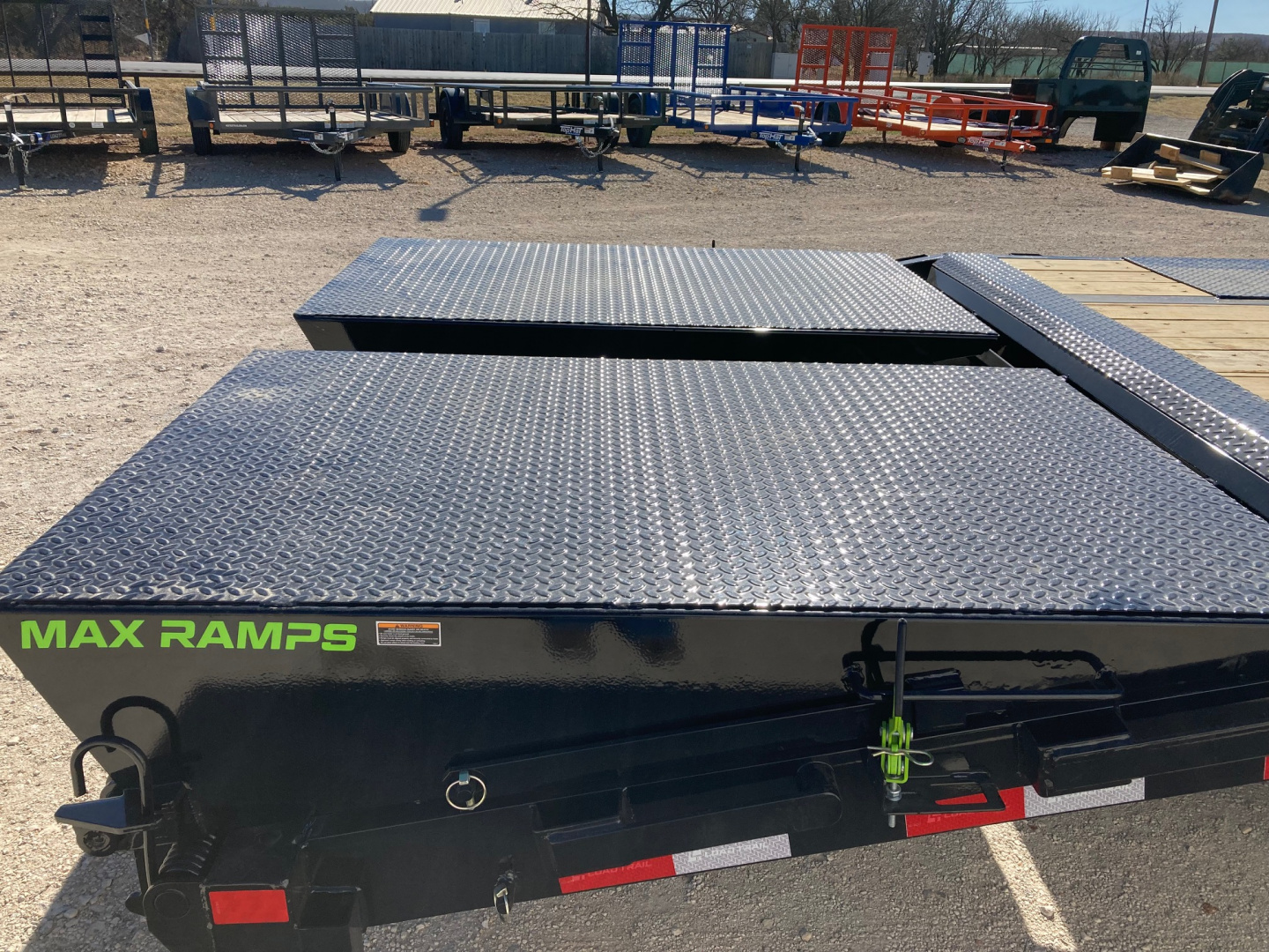 New 2026 Load Trail GP 102" x 32' Tandem Low-Pro Gooseneck Deckover Trailer
