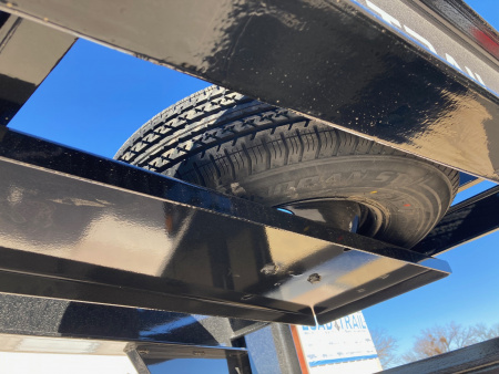 New 2026 Load Trail GP 102" x 32' Tandem Low-Pro Gooseneck Deckover Trailer