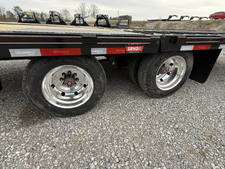 New 2026 Diamond C FMAX212 32’ Flatbed Trailer, HYDRAULIC DOVETAIL AND JACKS, 17.5 ALUMINUM OUTER WHEELS